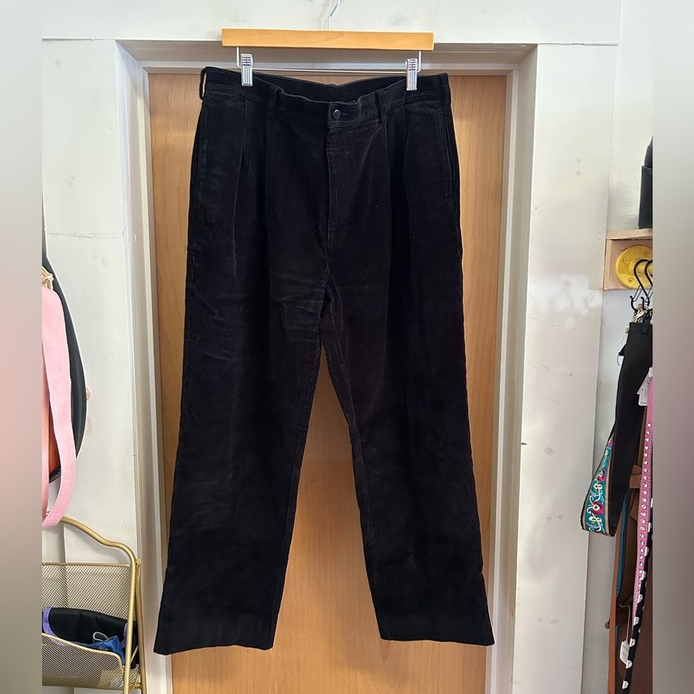 MENS JoS. A. BANK Black Corduroy Front Pleat Pants - size 36W x 32L